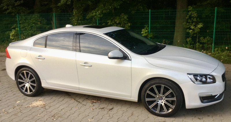 Volvo S60 cena 72000 przebieg: 20500, rok produkcji 2018 z Jarocin małe 704